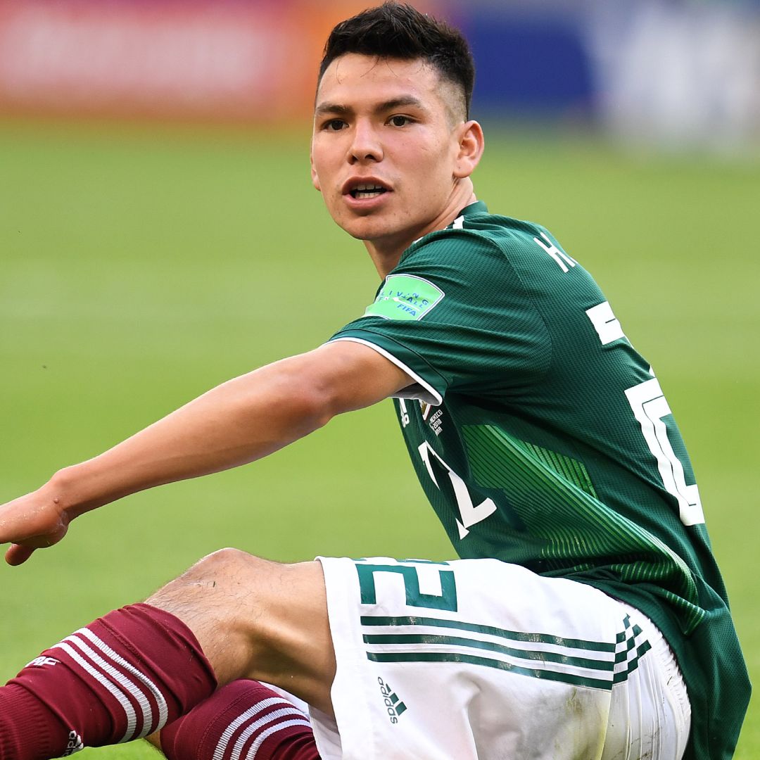Hirving Lozano durante un partido de la selección mexicana